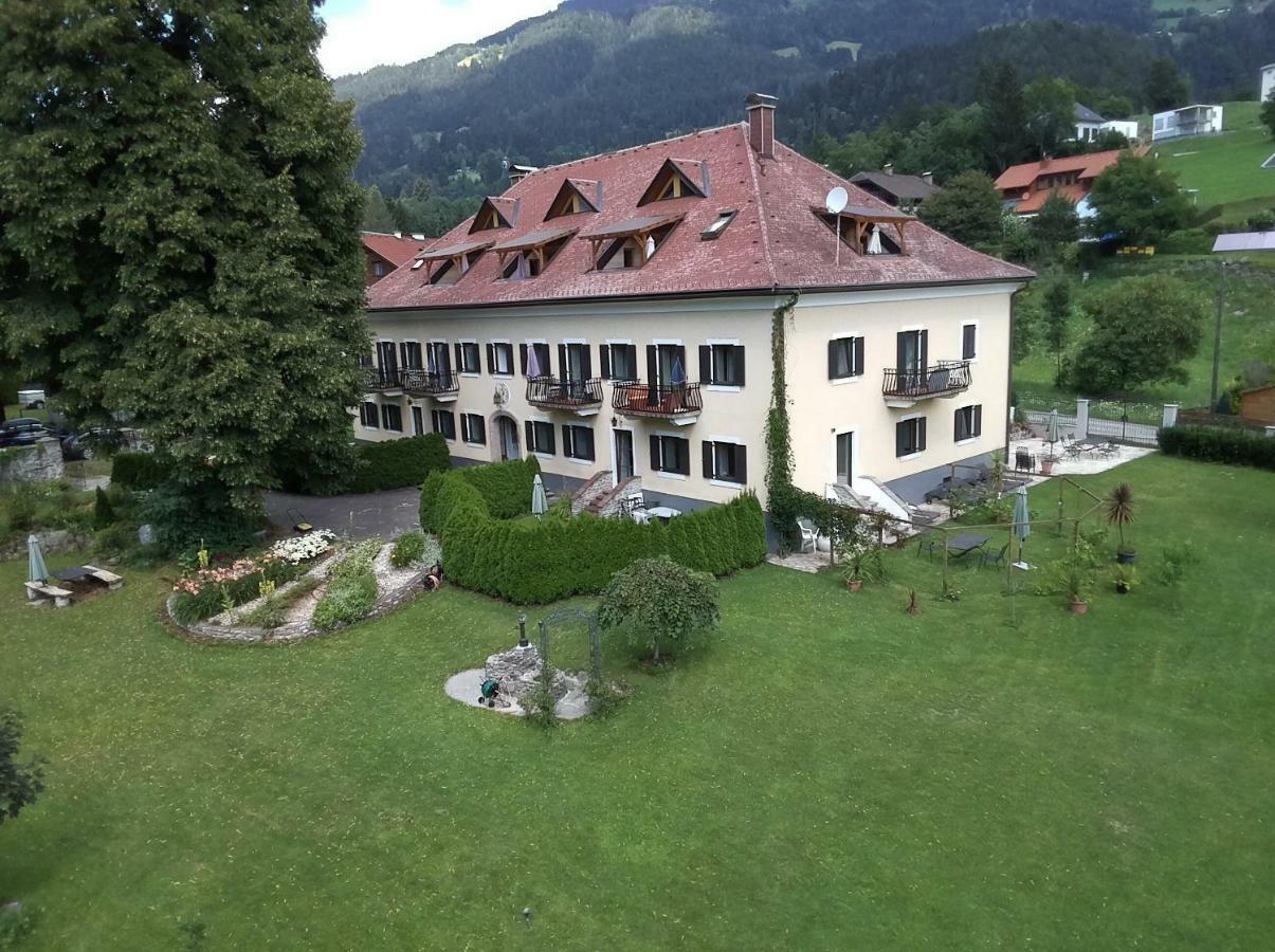 Garten- & Loggia-Appartement Herrenhaus Dellach im Drautal Exterior photo