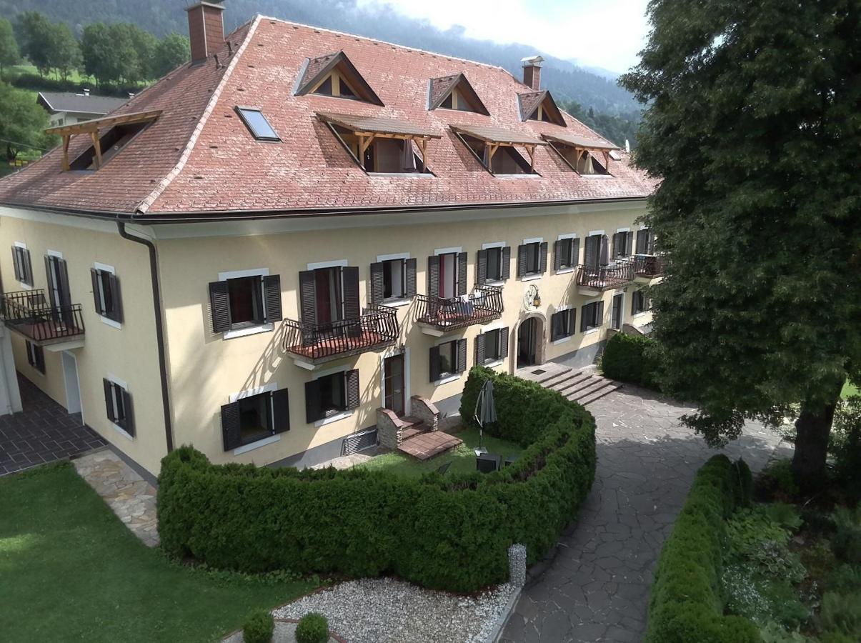 Garten- & Loggia-Appartement Herrenhaus Dellach im Drautal Exterior photo